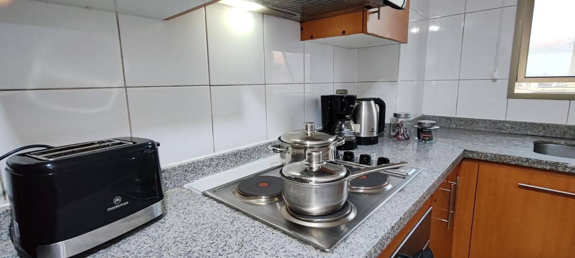 Comodo Departamento En Barrio Bellas Artes * Santiago