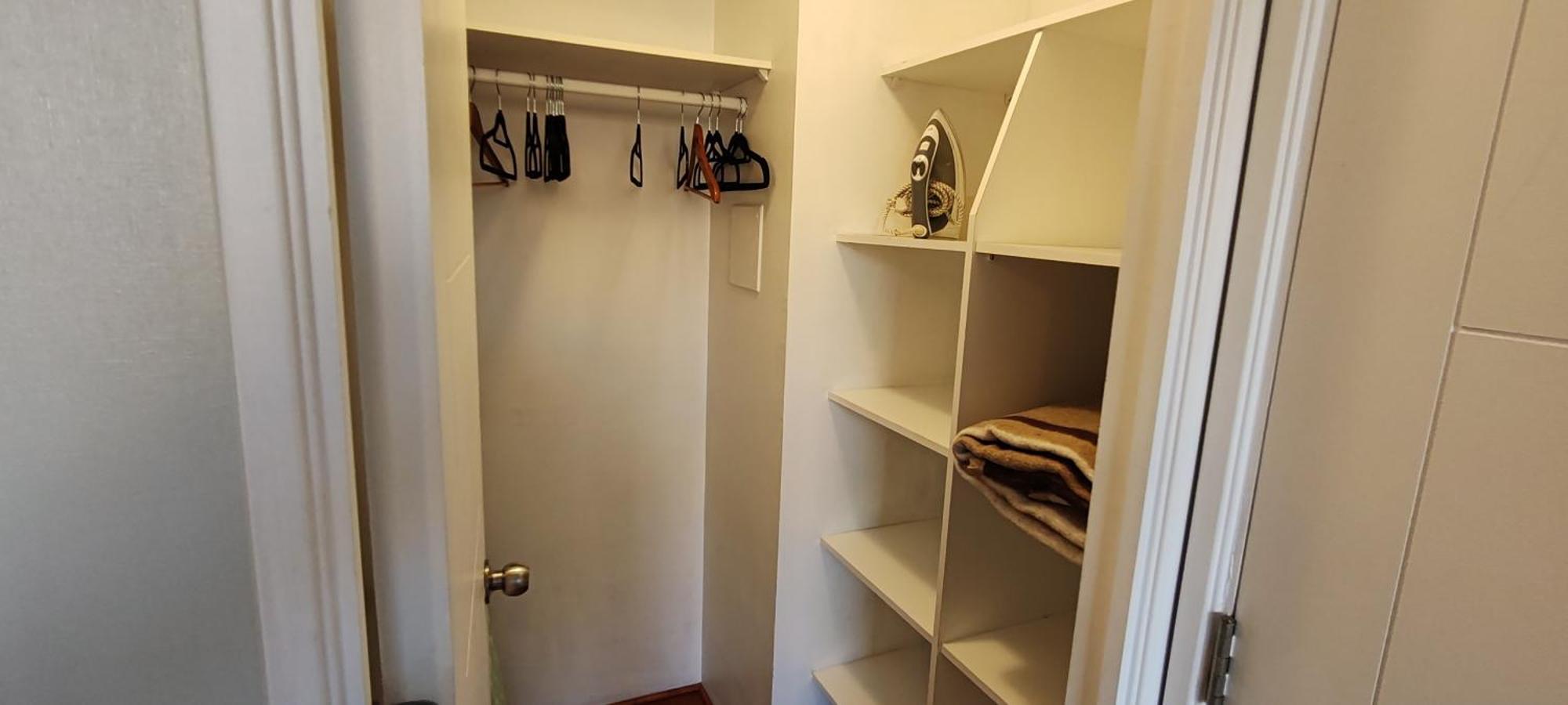 Comodo Departamento En Barrio Bellas Artes Santiago